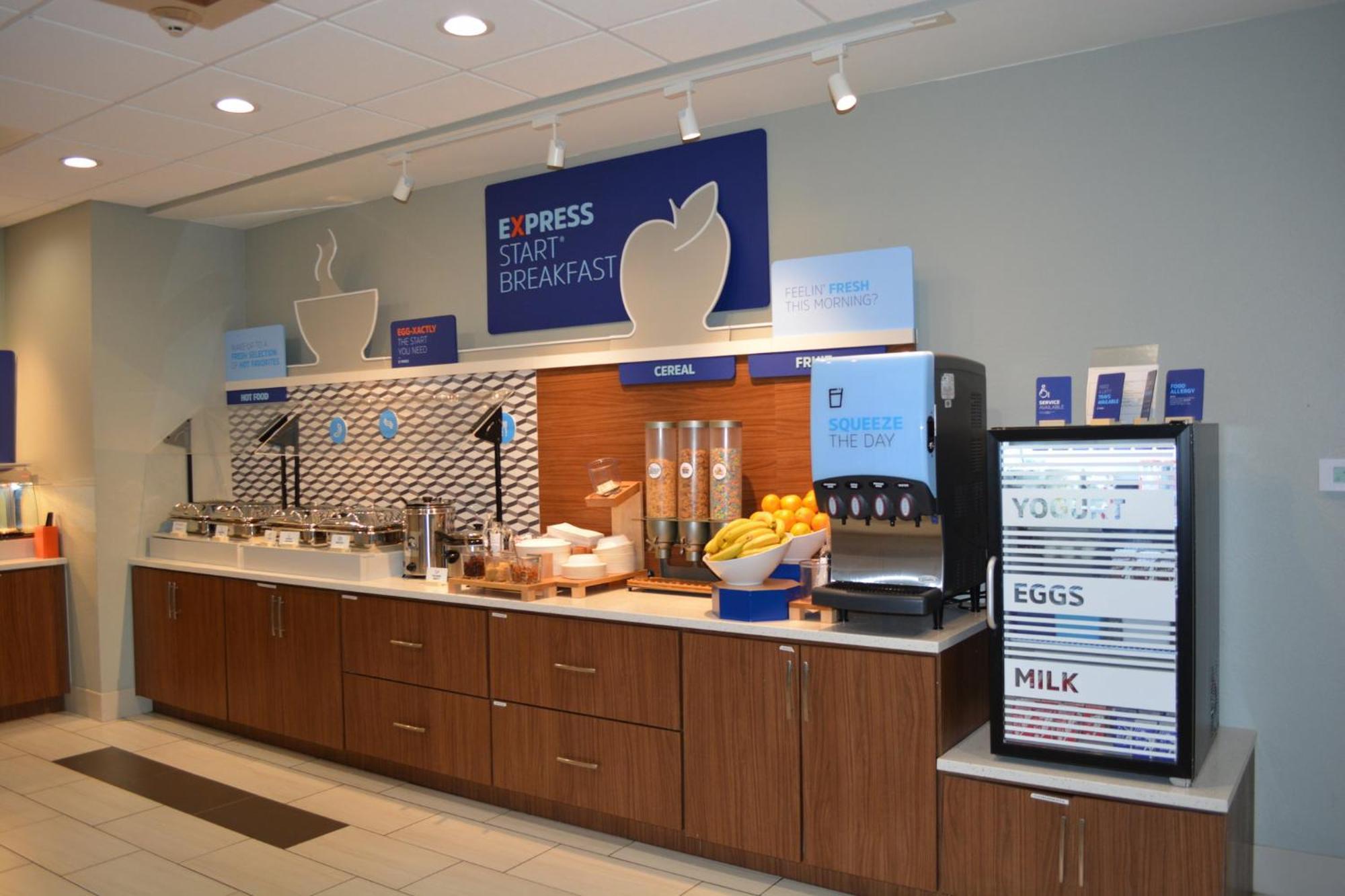 Holiday Inn Express & Suites ลิเบอรัล ภายนอก รูปภาพ