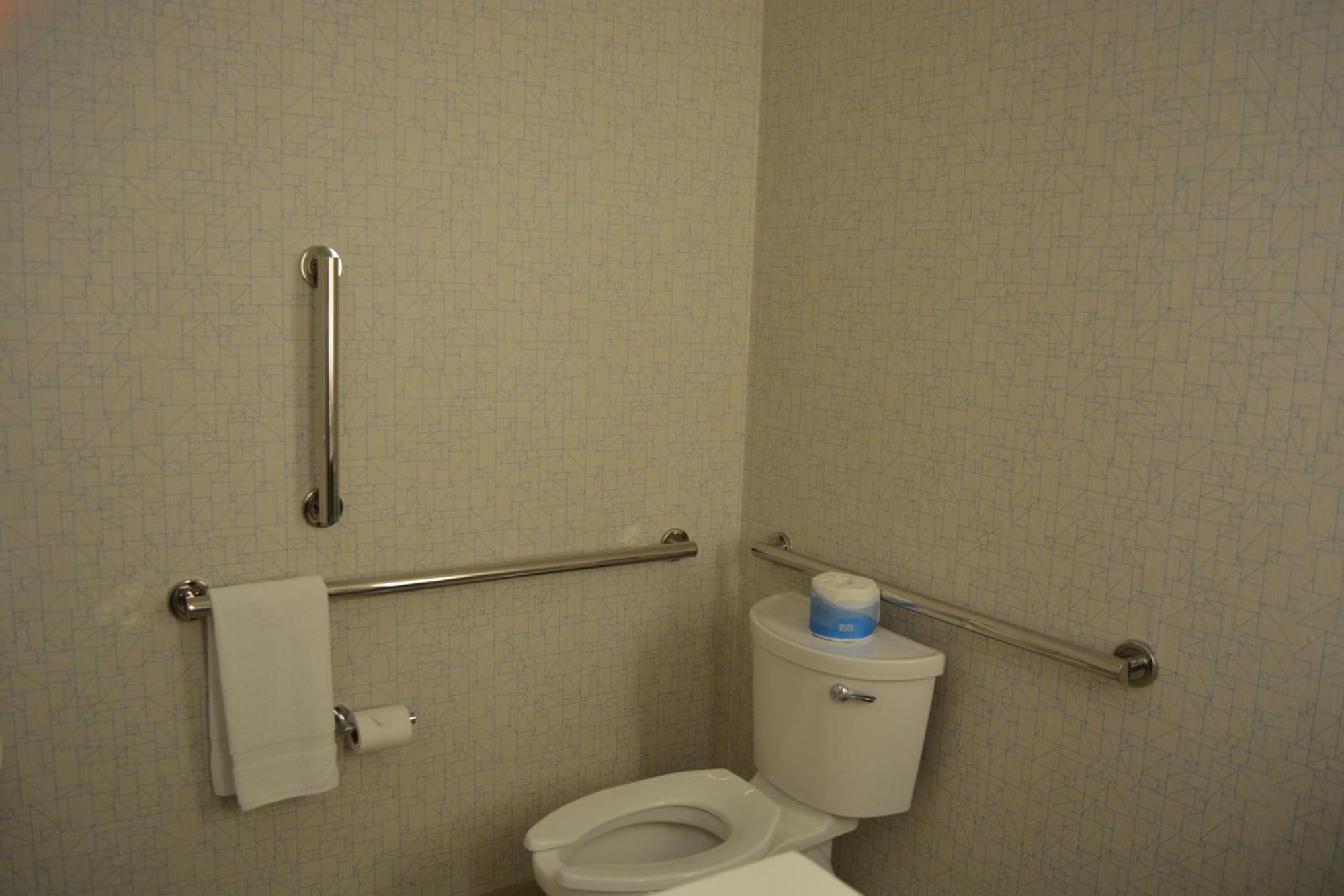 Holiday Inn Express & Suites ลิเบอรัล ภายนอก รูปภาพ