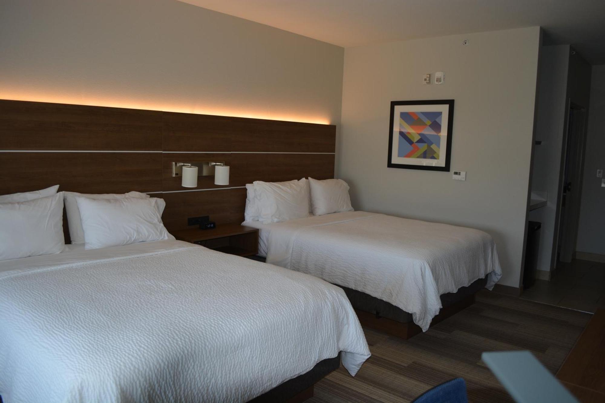 Holiday Inn Express & Suites ลิเบอรัล ภายนอก รูปภาพ